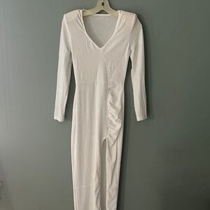 Elegant White Long Sleeve Dress